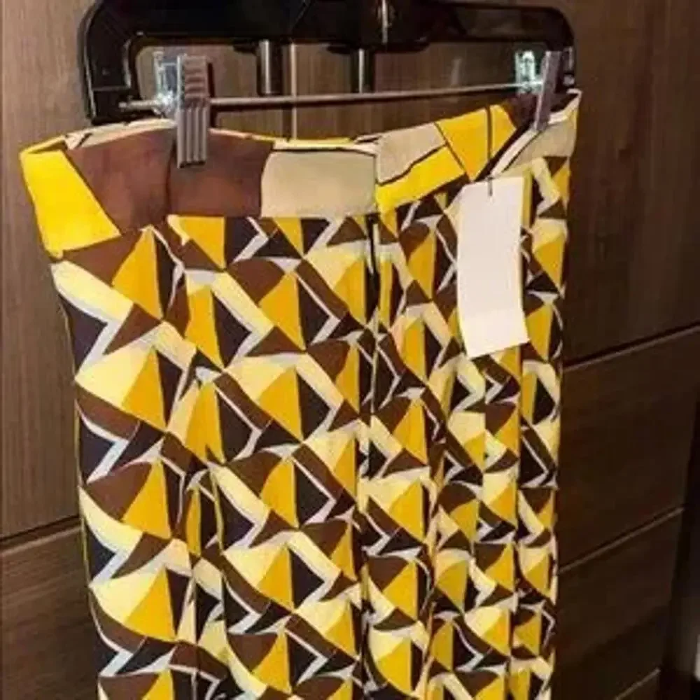 NWT Zara Geometric Yellow and Brown Patterned Pants Size M
